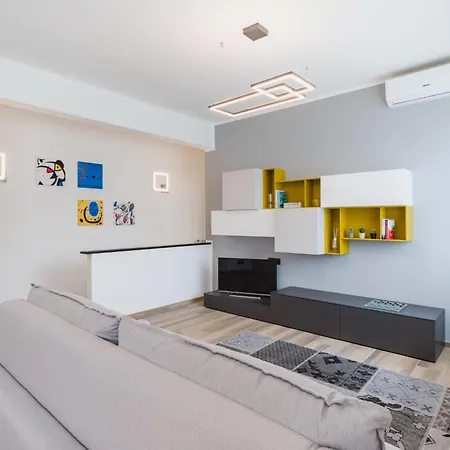 Il Caprifoglio By Interhome 아파트 카사르자리구레