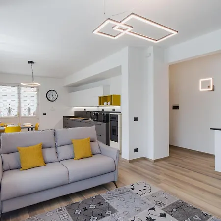 Il Caprifoglio By Interhome Apartamento